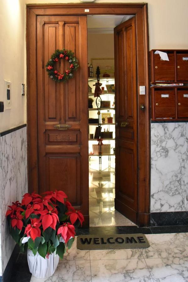 Ripa Garden Room And Suite Салерно Екстериор снимка