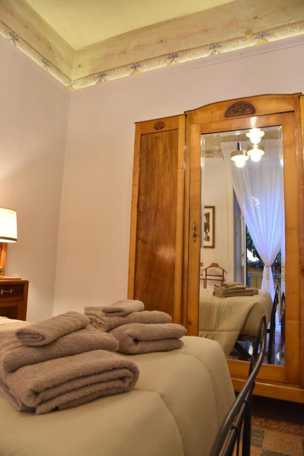 Ripa Garden Room And Suite Салерно Екстериор снимка