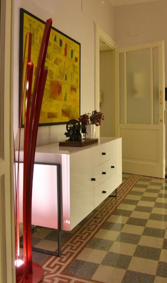 Ripa Garden Room And Suite Салерно Екстериор снимка